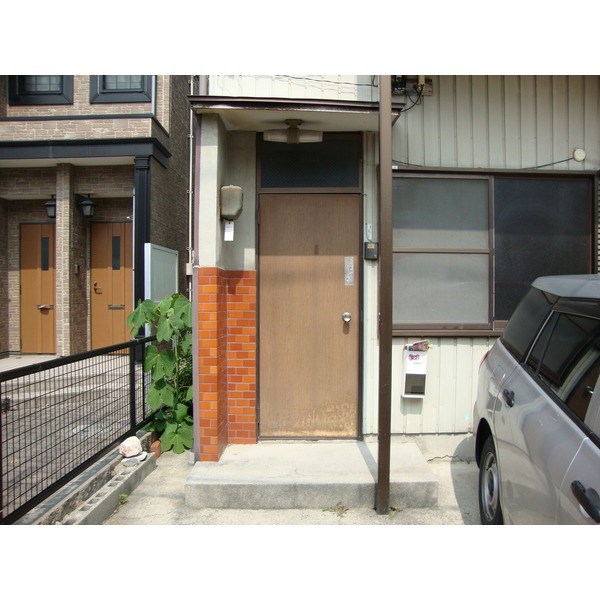 愛知県名古屋市西区宝地町 玄関