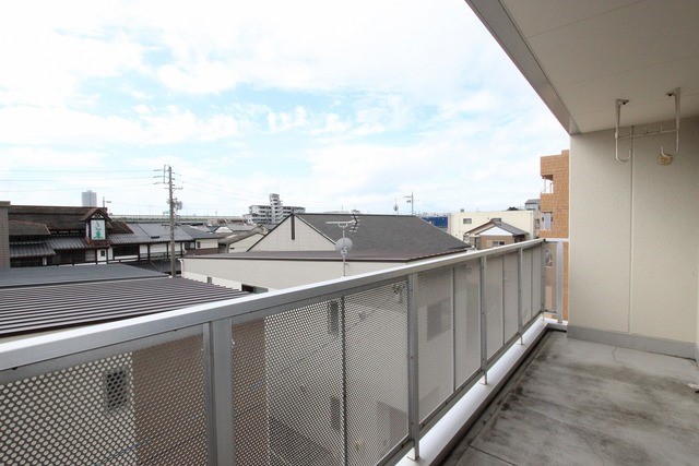 愛知県名古屋市北区若鶴町 ベランダ