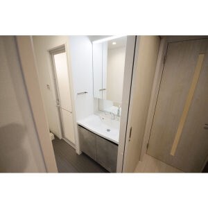 愛知県名古屋市東区泉１丁目 洗面所
