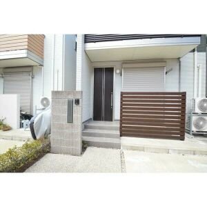 愛知県名古屋市千種区西崎町３丁目 玄関