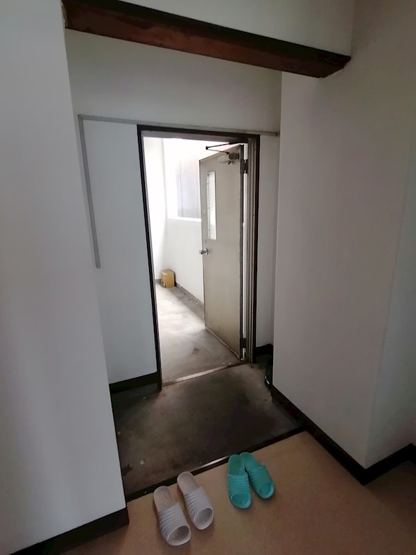 愛知県名古屋市千種区千種３丁目 玄関
