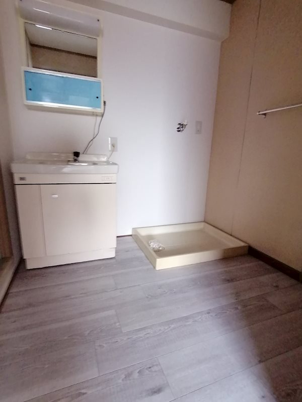 愛知県名古屋市名東区一社４丁目 洗面所