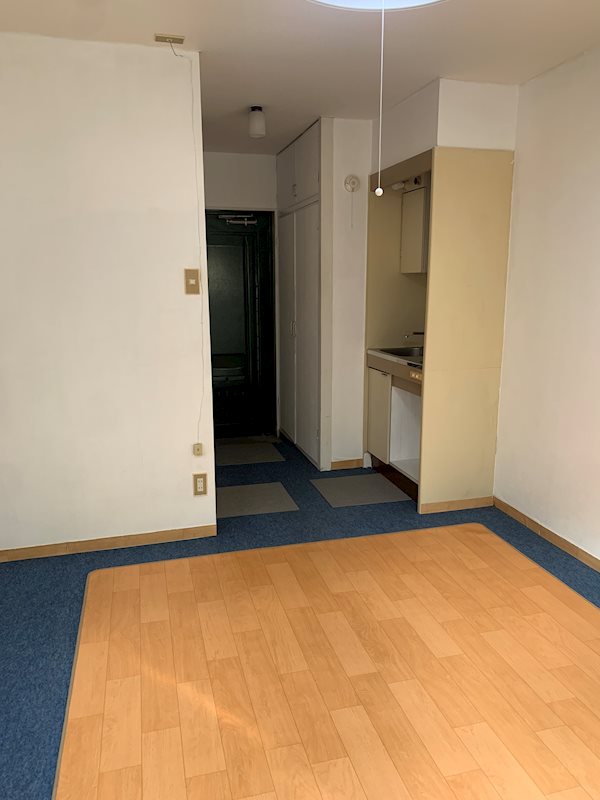 愛知県名古屋市昭和区小坂町２丁目 リビング