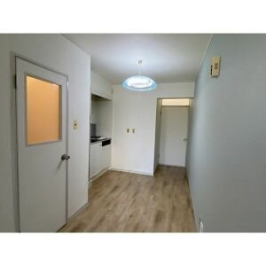 愛知県名古屋市千種区南明町２丁目 リビング