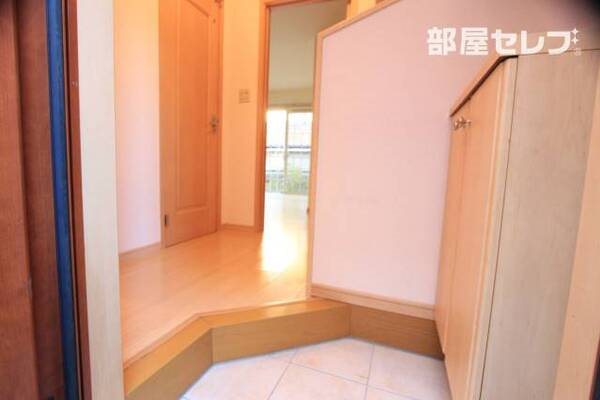 愛知県名古屋市中川区中野本町２丁目 玄関
