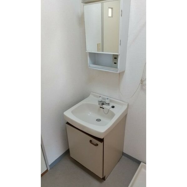 愛知県名古屋市中村区小鴨町 洗面所