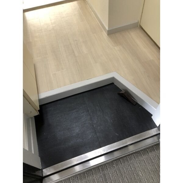 愛知県名古屋市守山区川西１丁目 玄関