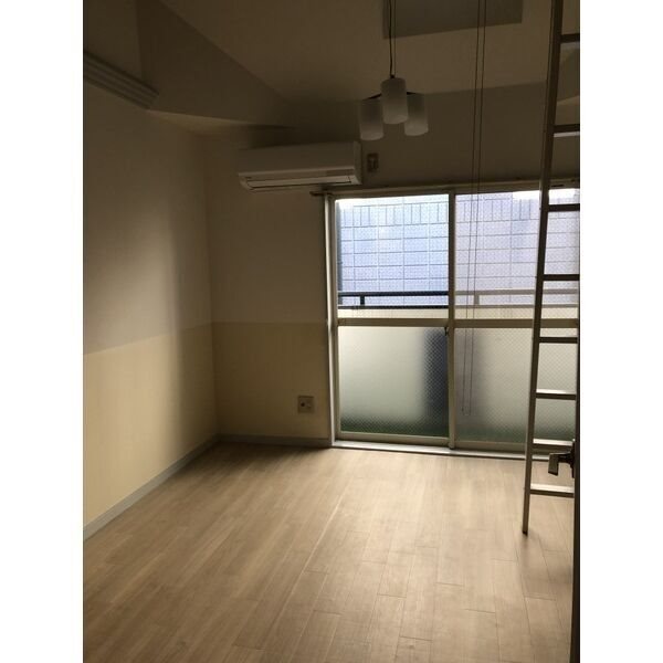愛知県名古屋市守山区川西１丁目 リビング
