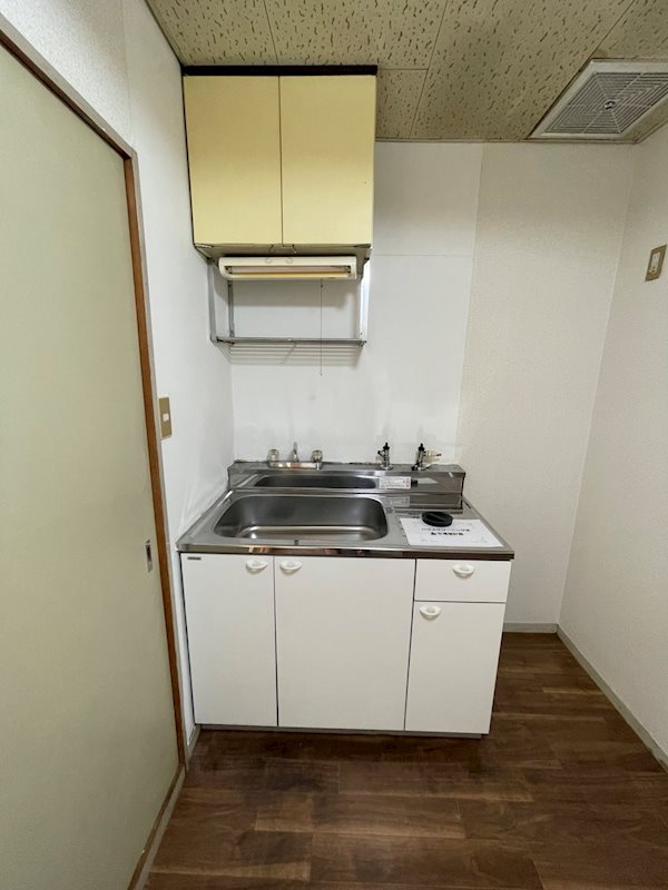 愛知県名古屋市千種区内山１丁目 キッチン