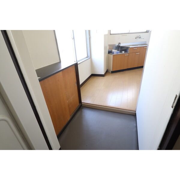 愛知県名古屋市千種区今池３丁目 玄関