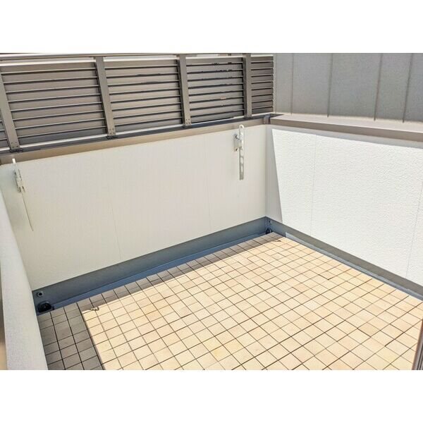 愛知県名古屋市千種区新西２丁目 ベランダ