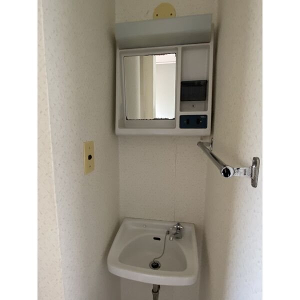 愛知県名古屋市千種区南明町２丁目 洗面所