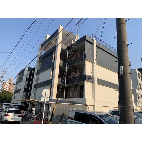愛知県名古屋市昭和区広路通４丁目 駐車場
