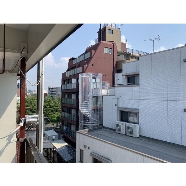 愛知県名古屋市昭和区広路通４丁目 ベランダ
