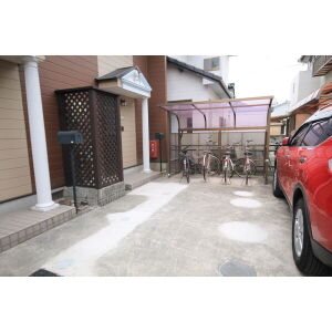 愛知県あま市甚目寺乾出 駐車場