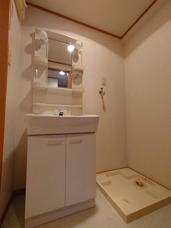 愛知県北名古屋市片場天王森 洗面所