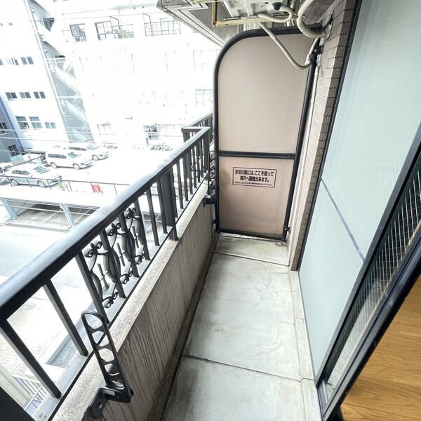 愛知県名古屋市千種区仲田２丁目 ベランダ