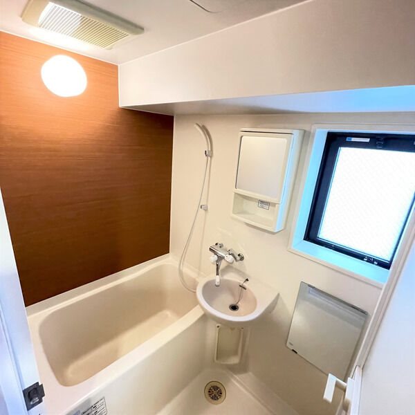 愛知県名古屋市千種区仲田２丁目 風呂画像