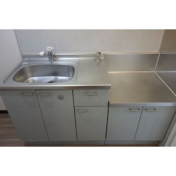 愛知県名古屋市千種区田代町蝮池上 キッチン