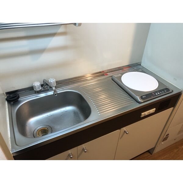 愛知県名古屋市千種区内山３丁目 キッチン