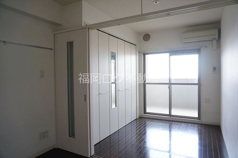 福岡県福岡市南区清水１丁目 リビング