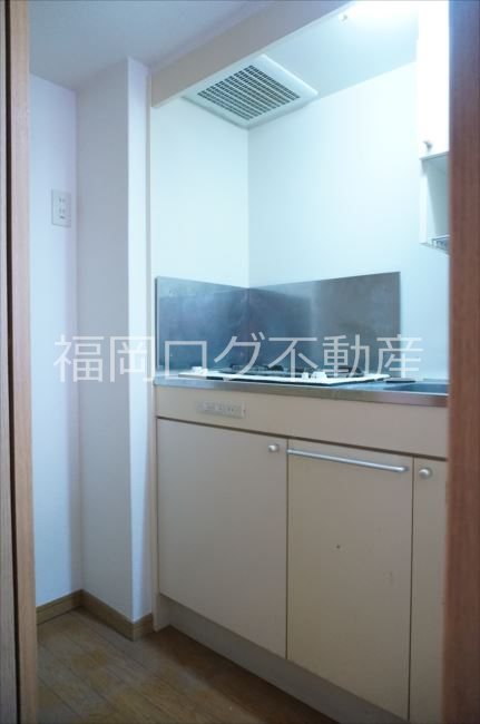 福岡県福岡市中央区赤坂１丁目 キッチン