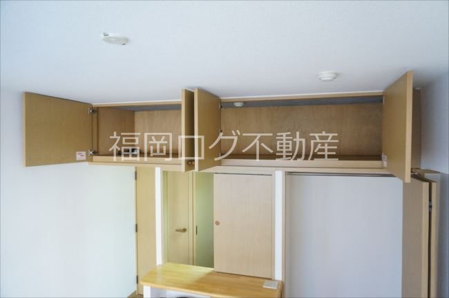 福岡県福岡市中央区赤坂１丁目 収納