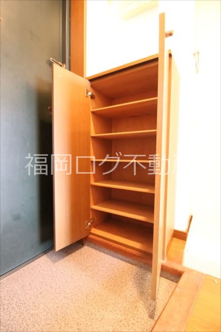 福岡県福岡市東区馬出２丁目 玄関