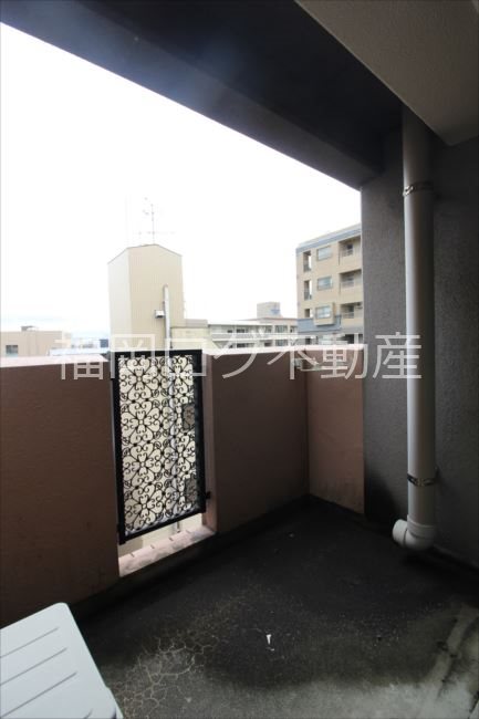 福岡県福岡市東区馬出２丁目 ベランダ
