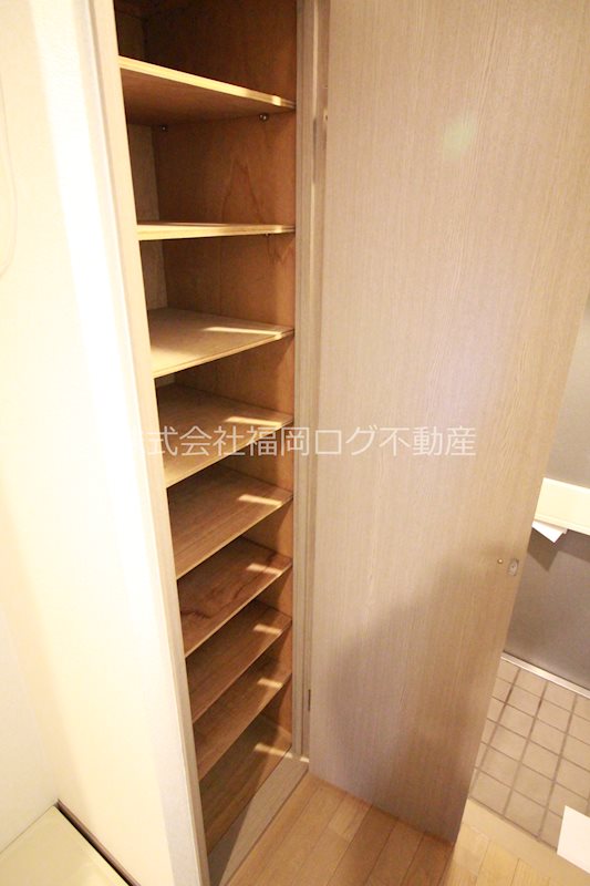 コンドミニアム高宮通り壱番館 収納