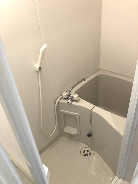 アルティザ長崎水辺の森  風呂画像