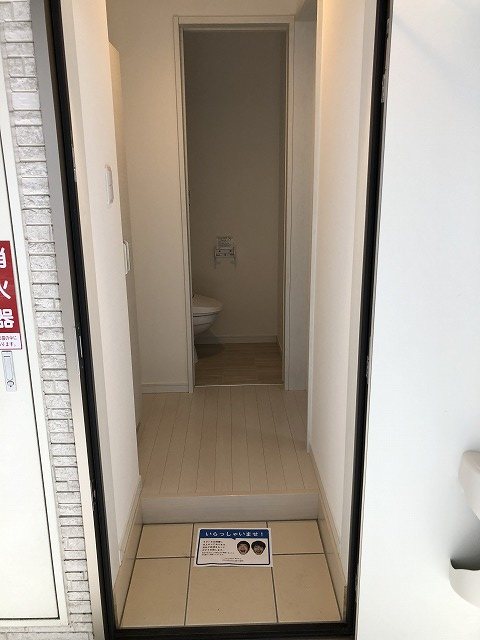 MODERN PALAZZO レイール 玄関