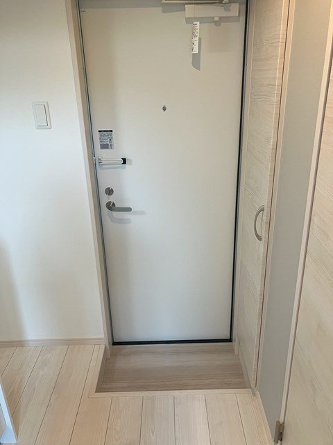 MODERN PALAZZO 福田町B 玄関