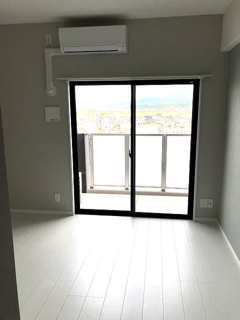 MODERN PALAZZO 東本町 リビング