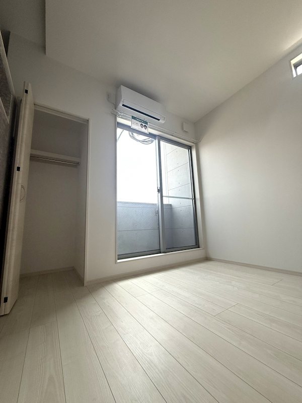 MODERN PALAZZO 福田町B リビング