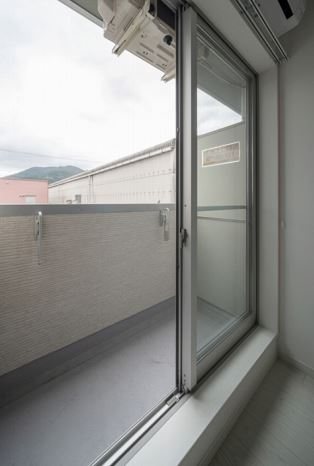 MODERN PALAZZO 喜々津Soleil ベランダ