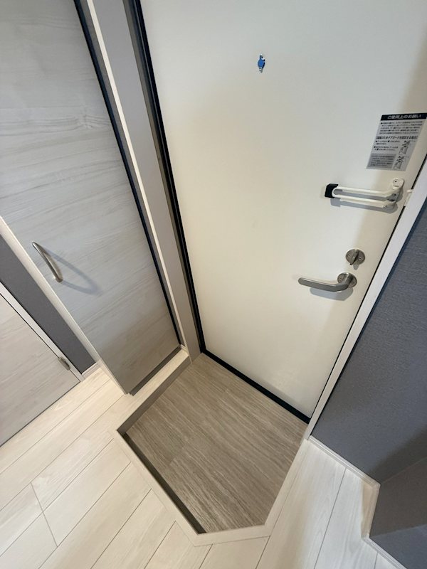 MODERN PALAZZO 貝津Vogue 玄関