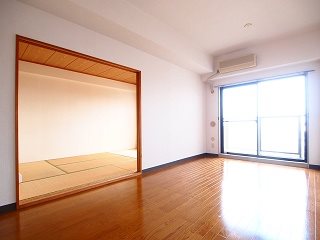 ライオンズマンション蘇我・青葉の森公園二番館 リビング