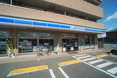 アビタシオン コンビニ