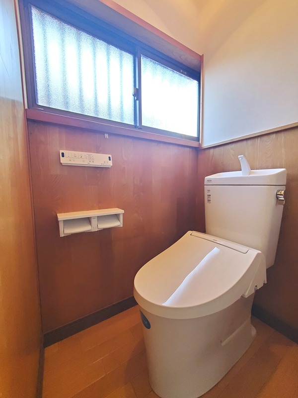 大森町貸家 トイレ