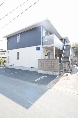 メゾンセントレル 駐車場