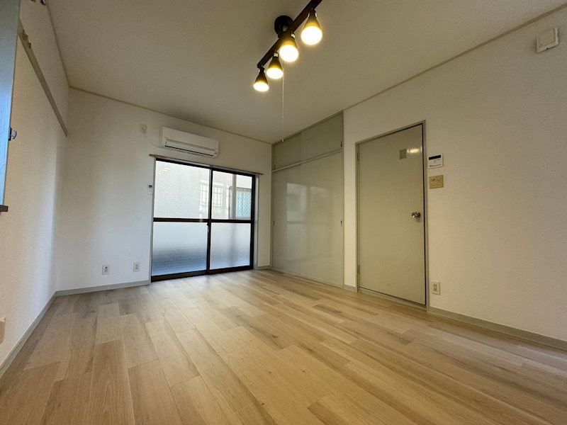 エバーグレース リビング