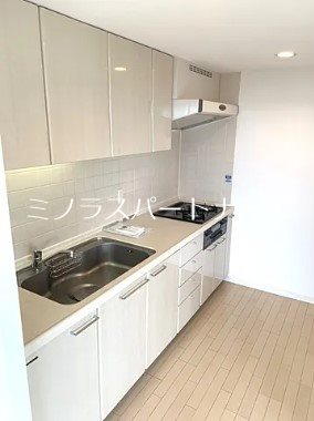 アーデン駒沢パークフロント キッチン