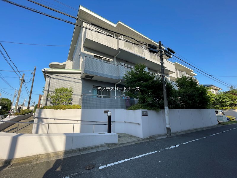 プルミエール等々力 204号室 外観