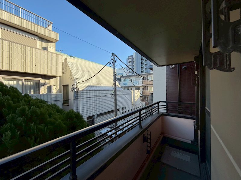 ランディング・モジュール ベランダ