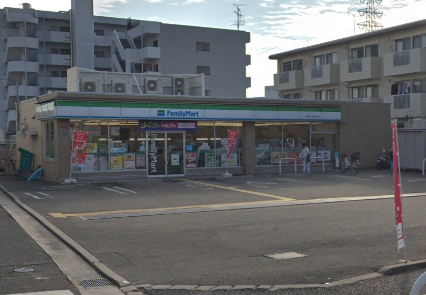 植田平家 コンビニ