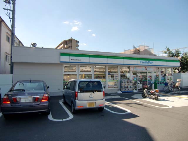キティーハウス コンビニ