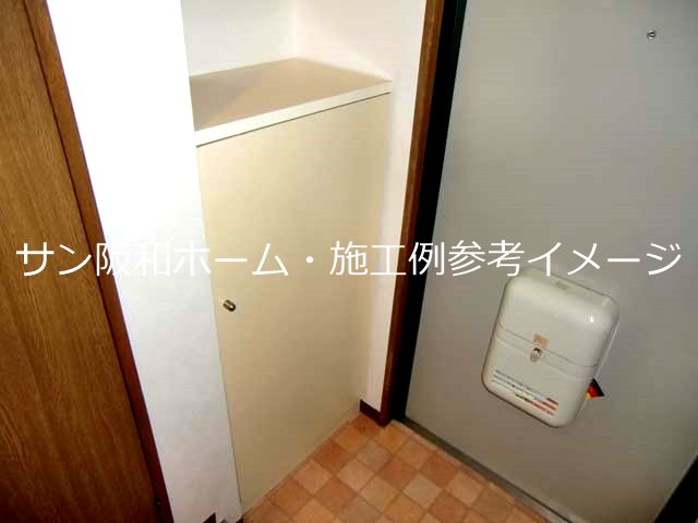 西山本ハイツ 玄関