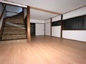 八尾市中田２丁目貸家 リビング