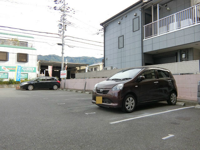 サニーヴィラジェミー 駐車場